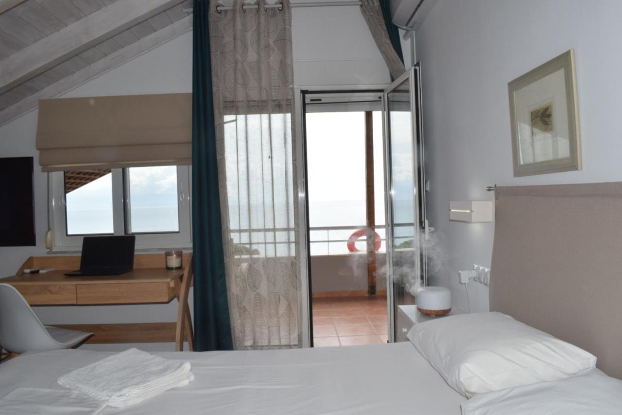 Alexandros Seaside Family Apartments & Villas - Paradise, 7' From Petalidi Kalamaki  Eksteriør bilde