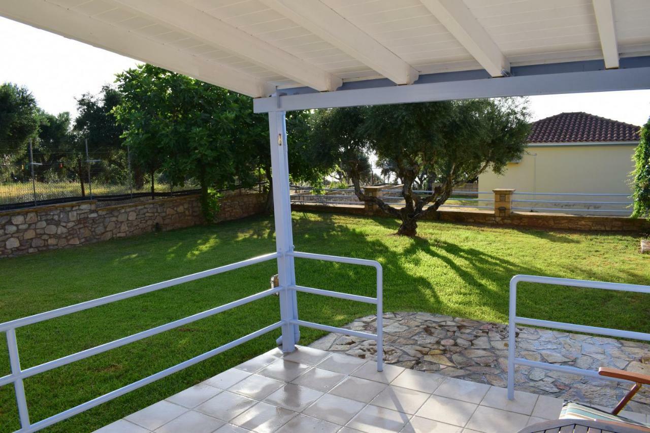 Alexandros Seaside Family Apartments & Villas - Paradise, 7' From Petalidi Kalamaki  Eksteriør bilde