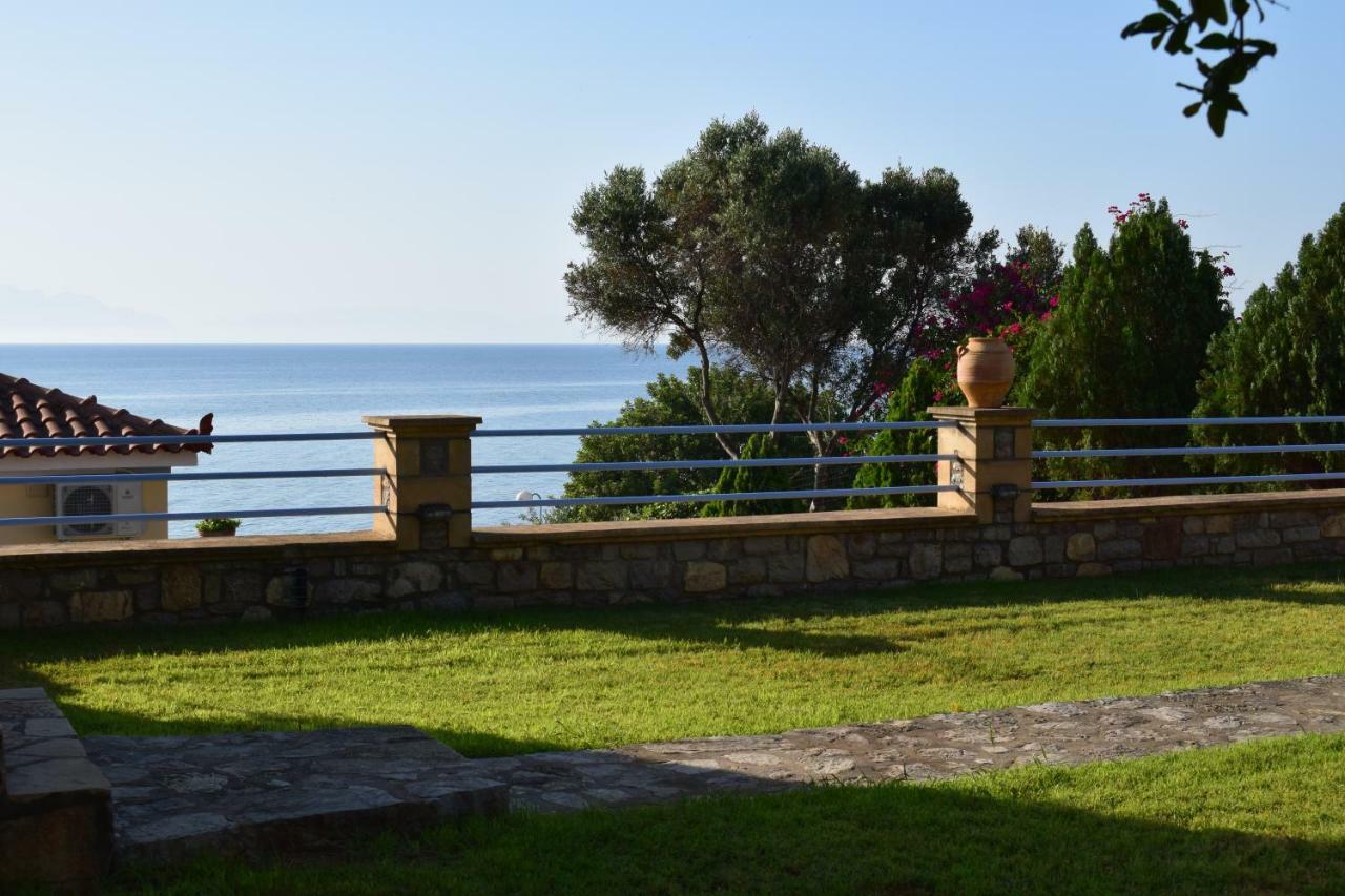 Alexandros Seaside Family Apartments & Villas - Paradise, 7' From Petalidi Kalamaki  Eksteriør bilde