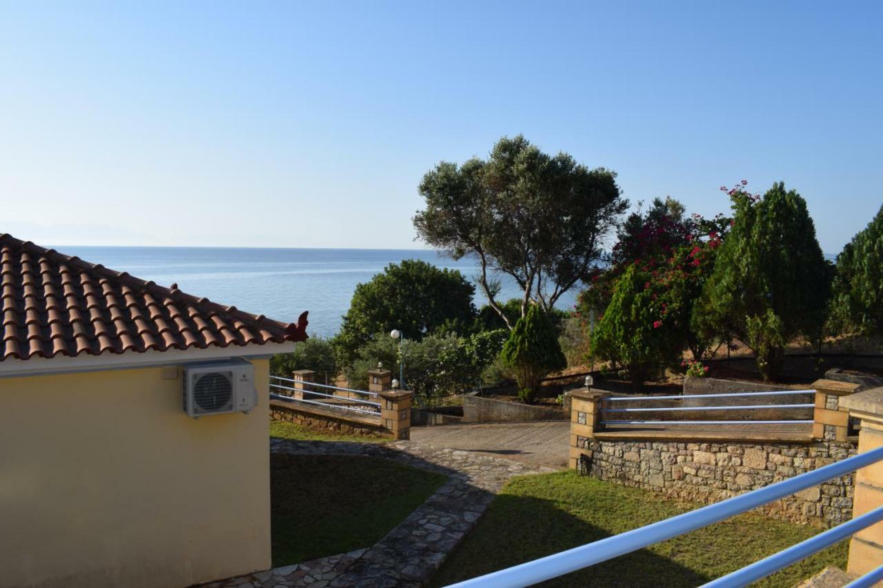 Alexandros Seaside Family Apartments & Villas - Paradise, 7' From Petalidi Kalamaki  Eksteriør bilde