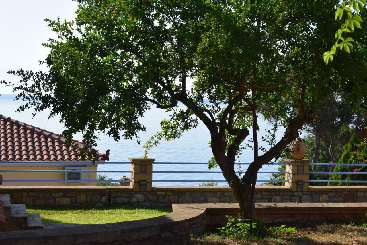 Alexandros Seaside Family Apartments & Villas - Paradise, 7' From Petalidi Kalamaki  Eksteriør bilde