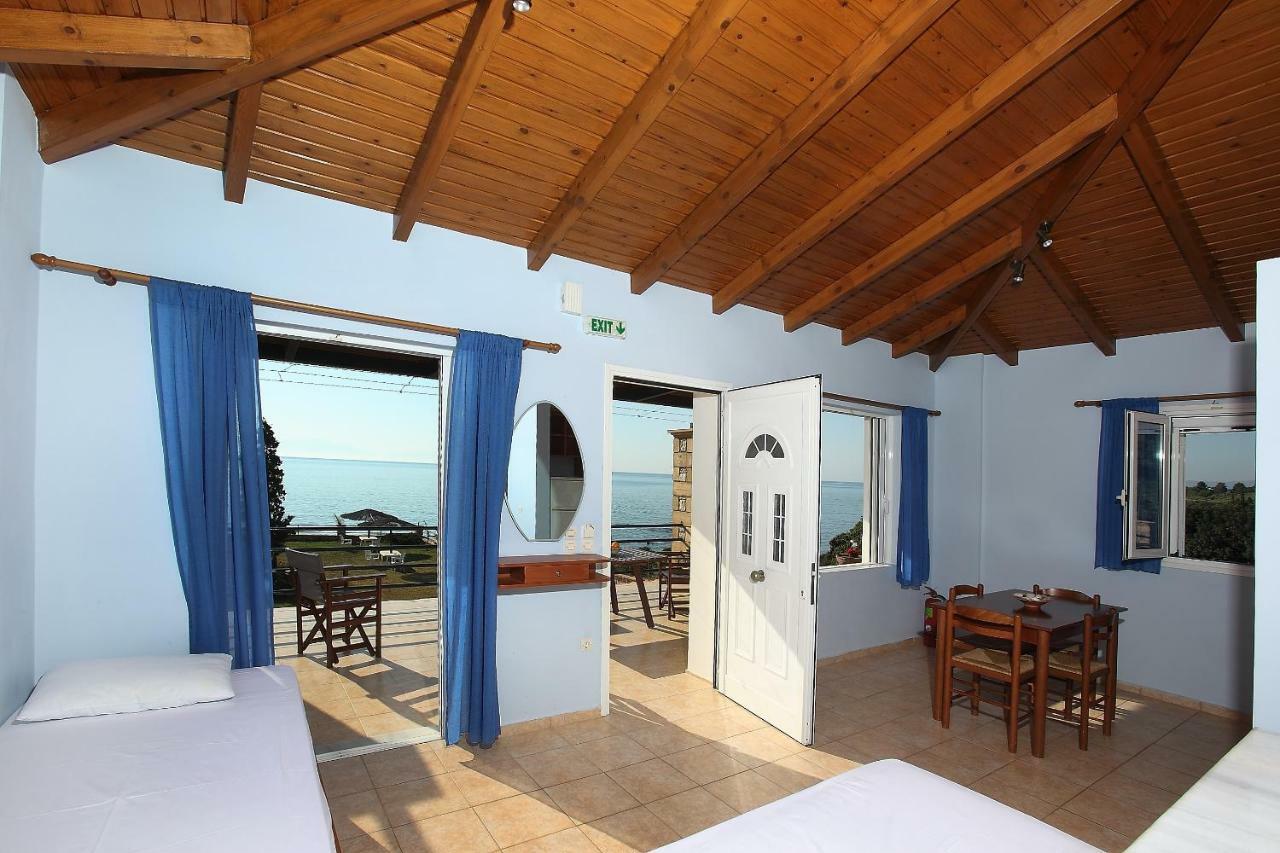 Alexandros Seaside Family Apartments & Villas - Paradise, 7' From Petalidi Kalamaki  Eksteriør bilde