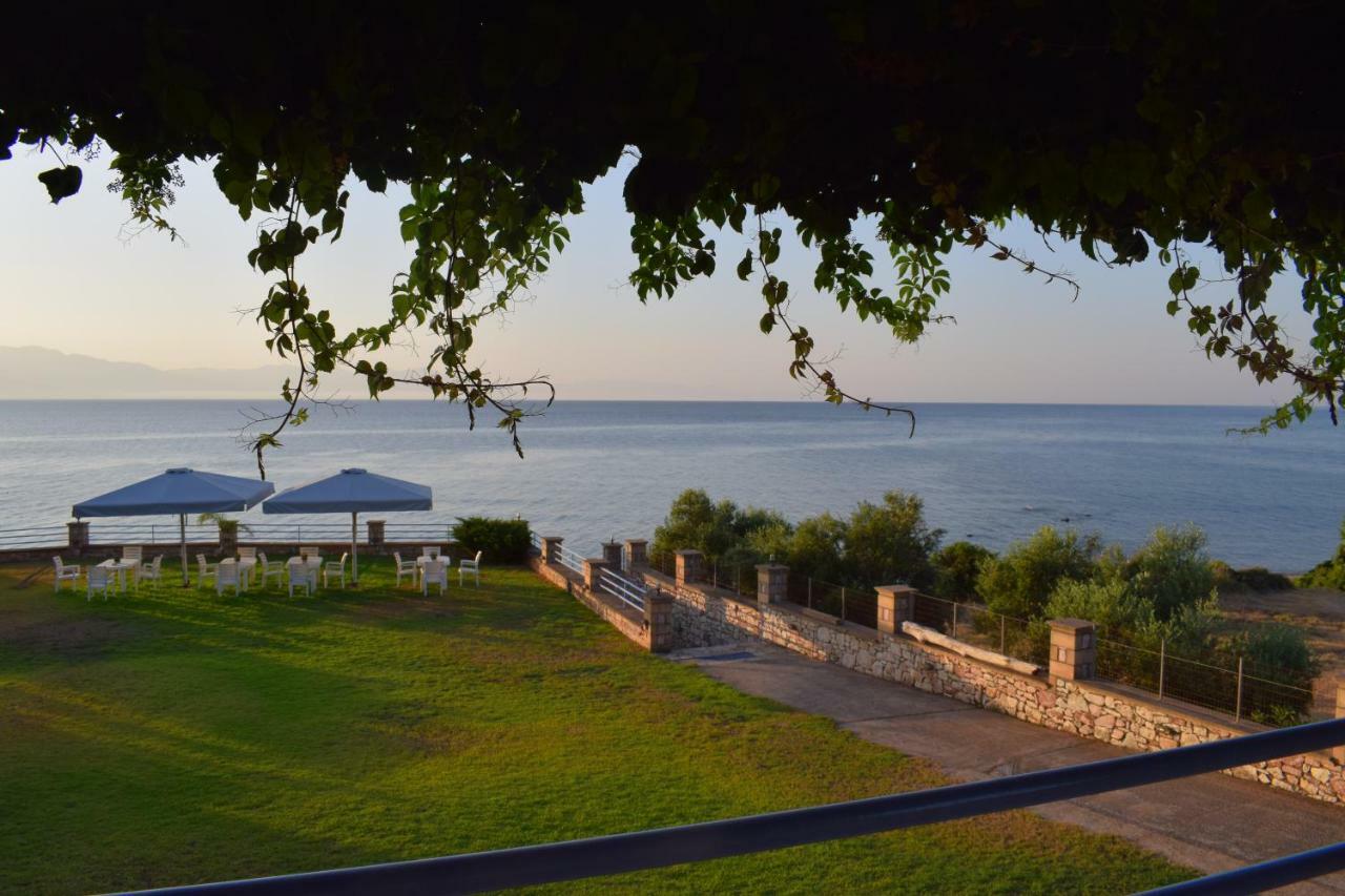 Alexandros Seaside Family Apartments & Villas - Paradise, 7' From Petalidi Kalamaki  Eksteriør bilde