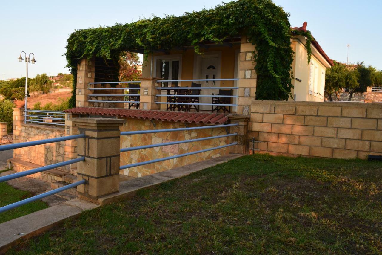 Alexandros Seaside Family Apartments & Villas - Paradise, 7' From Petalidi Kalamaki  Eksteriør bilde