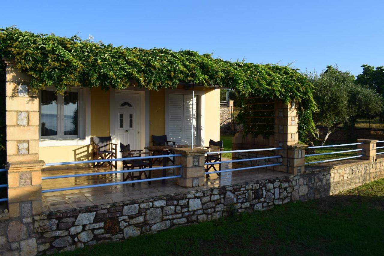 Alexandros Seaside Family Apartments & Villas - Paradise, 7' From Petalidi Kalamaki  Eksteriør bilde