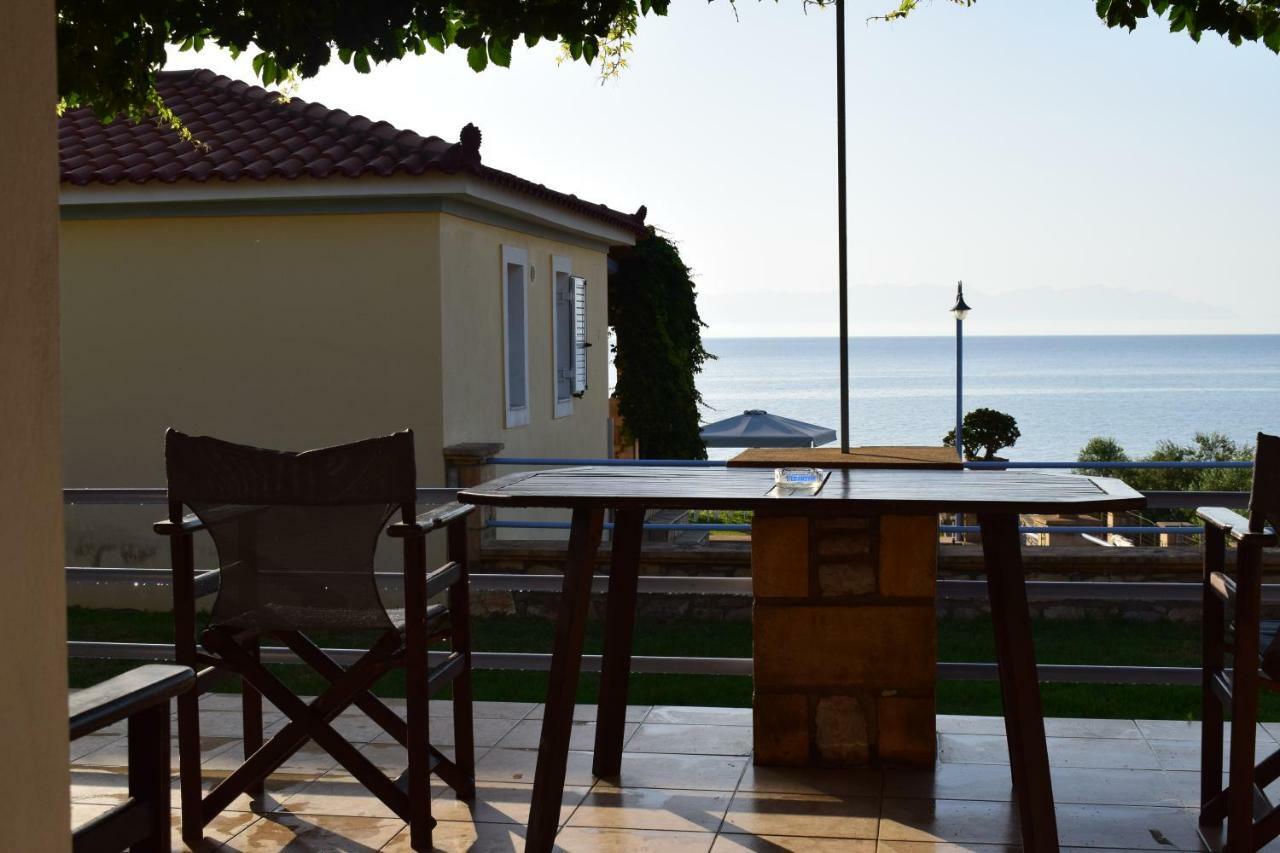 Alexandros Seaside Family Apartments & Villas - Paradise, 7' From Petalidi Kalamaki  Eksteriør bilde